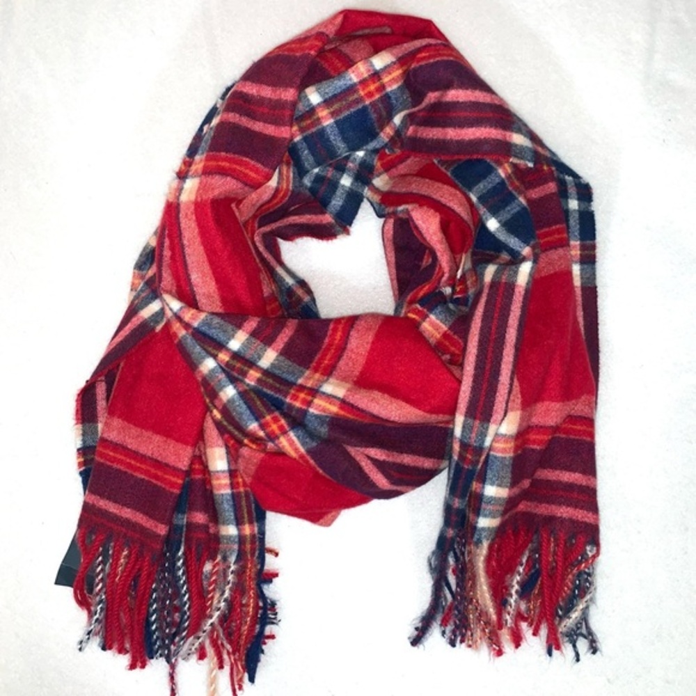 Hollister OS red, white & blue plaid soft Polyester/Viscose blend fringed scarf